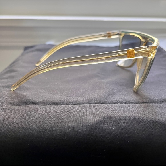 Vintage 80s Wild Fun Laura Biagiotti Sunglasses for Retro Glam - Picture 10 of 10